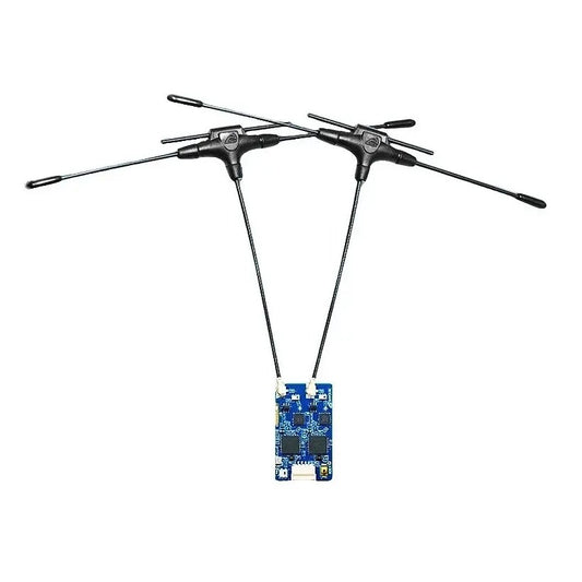 RF antenna module with multiple antennas on a white background